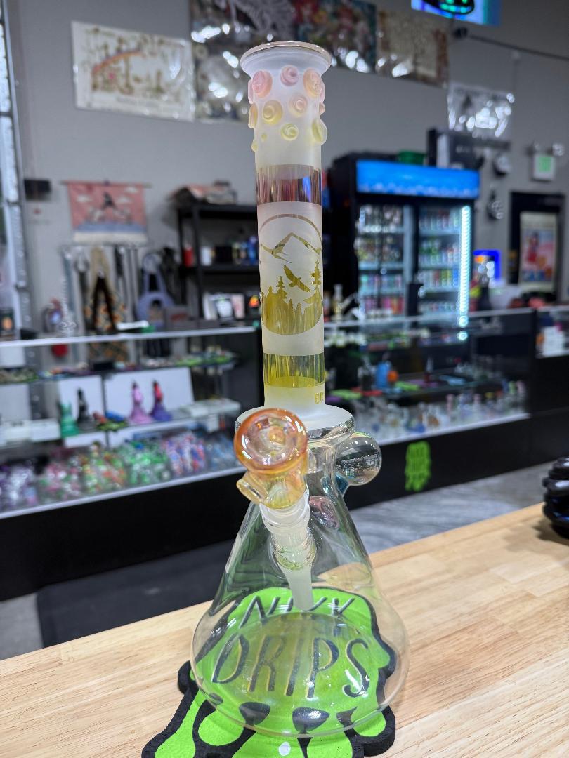 Brando Glass Flower Beaker - Sand Blasted Gold Fumed Mountain Scene 14mm 45°