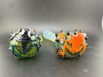 Crondo Glass Hand Pipe - Fumed w/ Sculpted Frog featuring colorful frog designs in fumed glass.