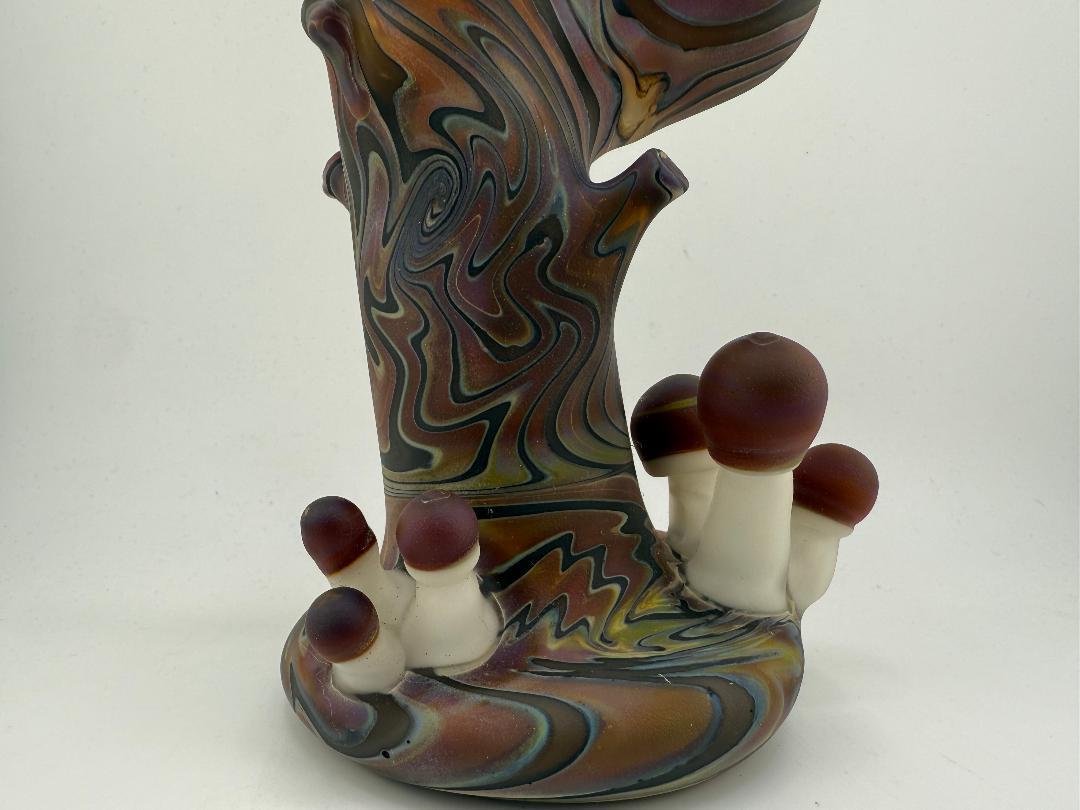 Crondo Glass Sandblasted Tree Stump Bubbler with mushroom design, handcrafted with intricate detailing.