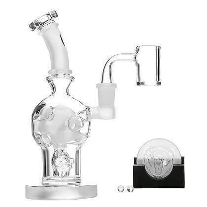 Bear Quartz The Globe Kit featuring a glass dab rig and accessories for an enhanced dabbing experience.