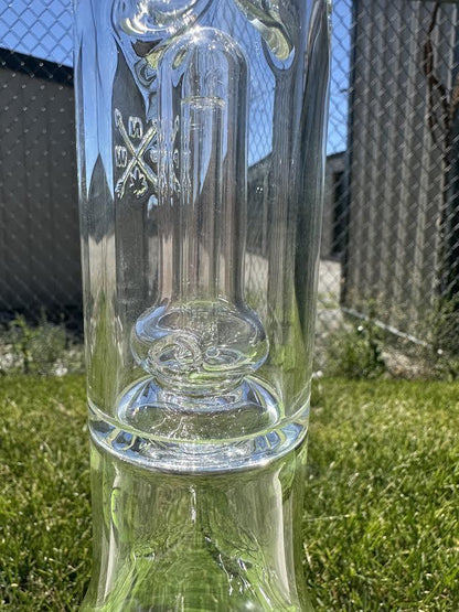 MJHoG 16" Flower Beaker - Halo Perk