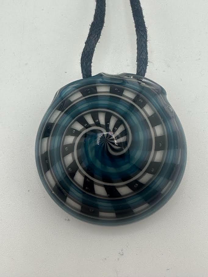 Crondo Glass Pendant  - Double Layer Wig Wag