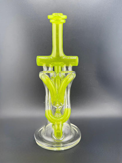 Domer Glass Double Recycler Green 10mm 90° - sleek design, perfect for concentrate connoisseurs.