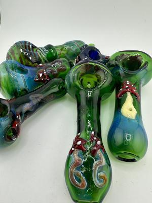 Mop Head Glass Dry Pipe -Full Color Mushroom