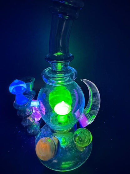 Brando Glass Blooper - UV Mushrooms , Space Tech Accents, Fumed Horn & UV Skull 10mm 90°