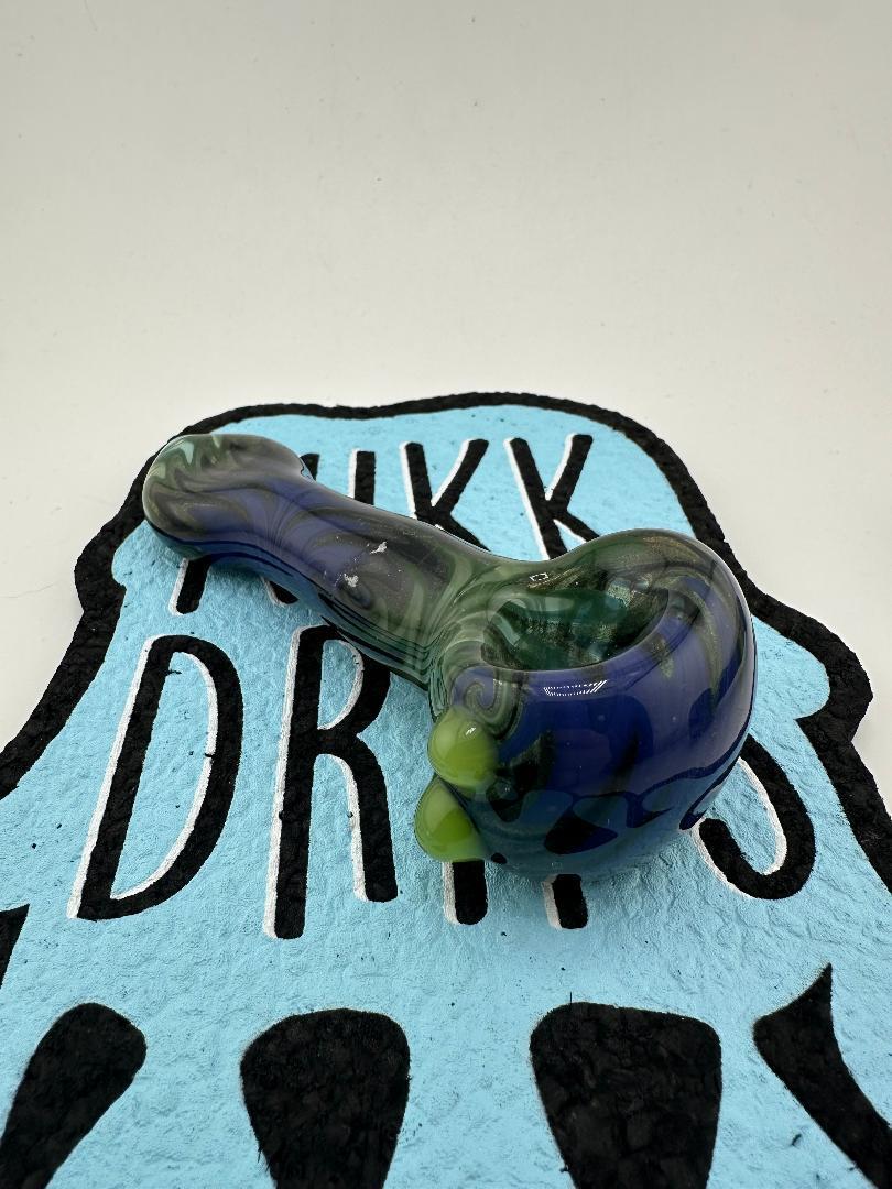 Filla John Glass Hand Pipe - Fully Worked Wigwag