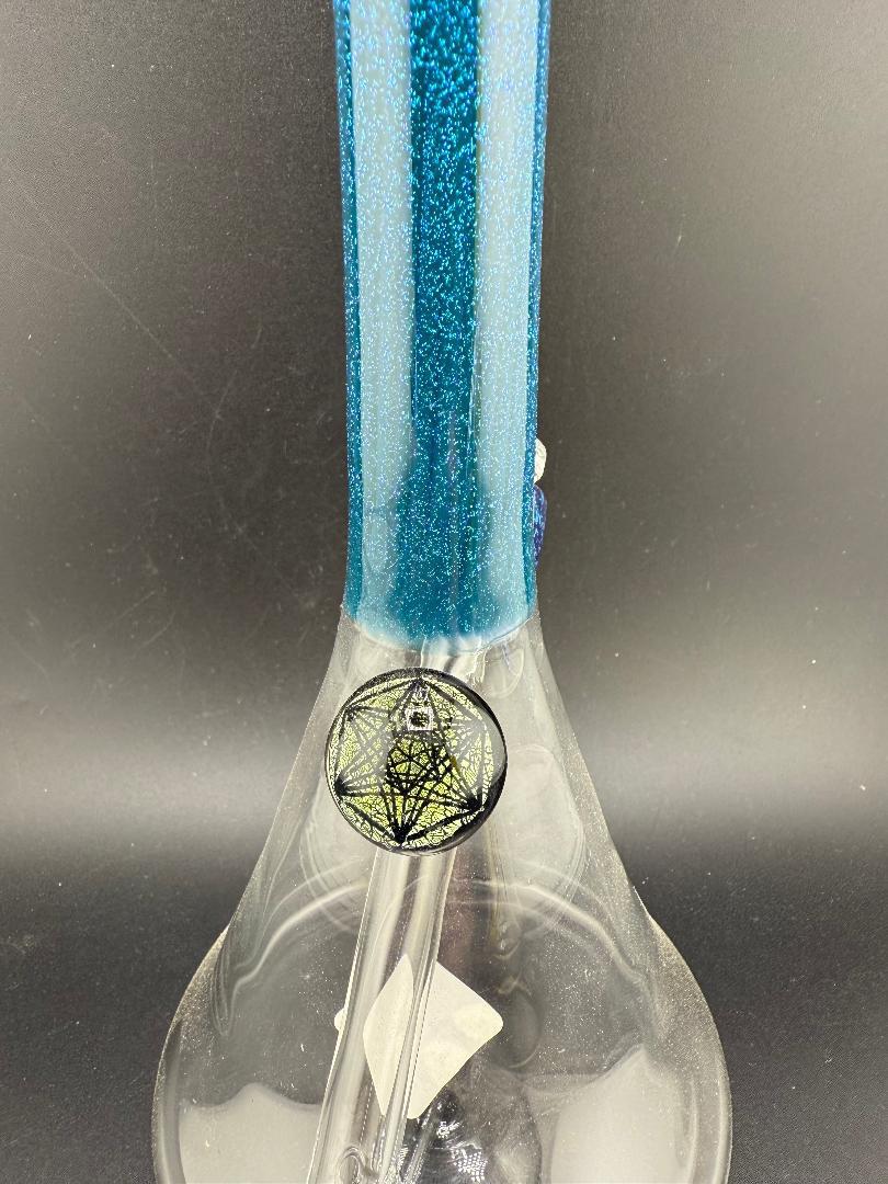 Filla John Glass Dichro Neck Single Color Beaker 10mm 45° featuring a vibrant dichroic neck and clean design.