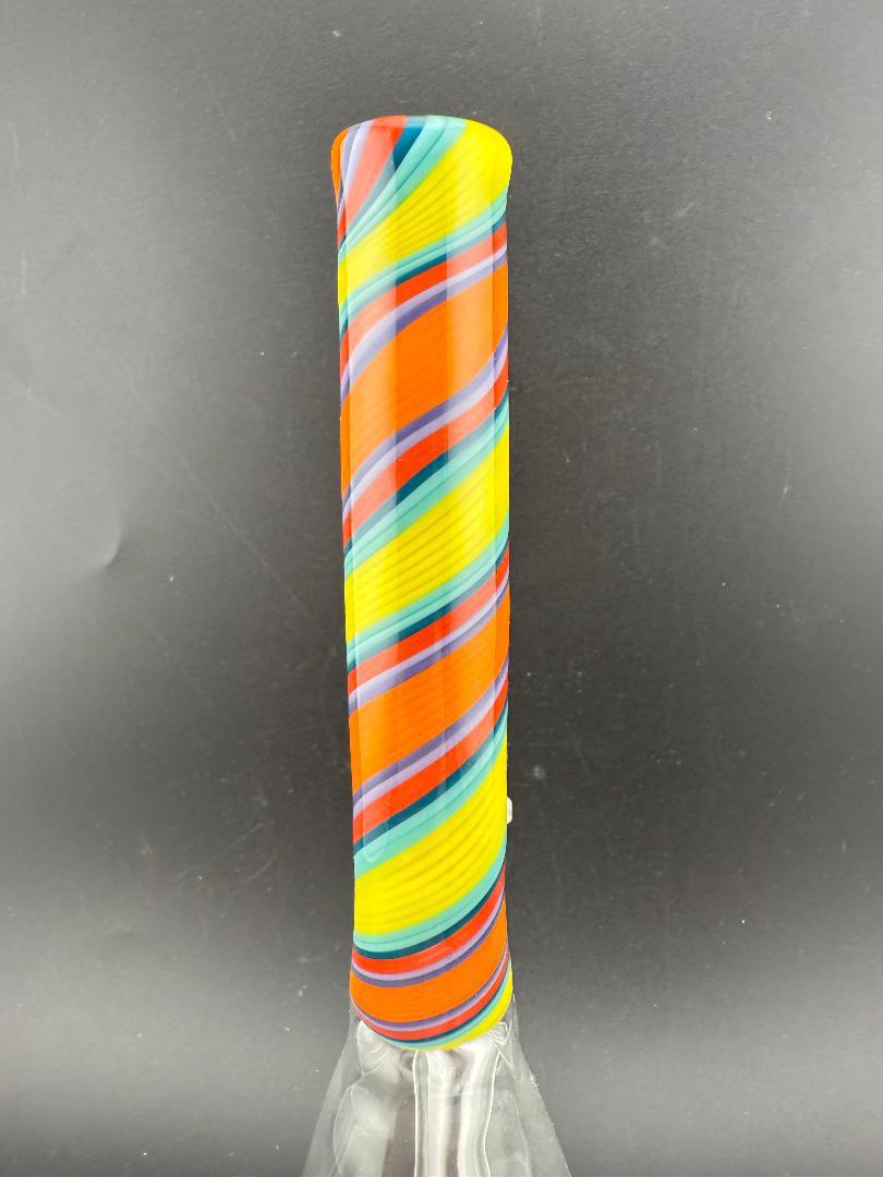Filla John Glass Line Worked Neck Beakers 10mm 45° | Colorful hand-blown neck design by Filla John.