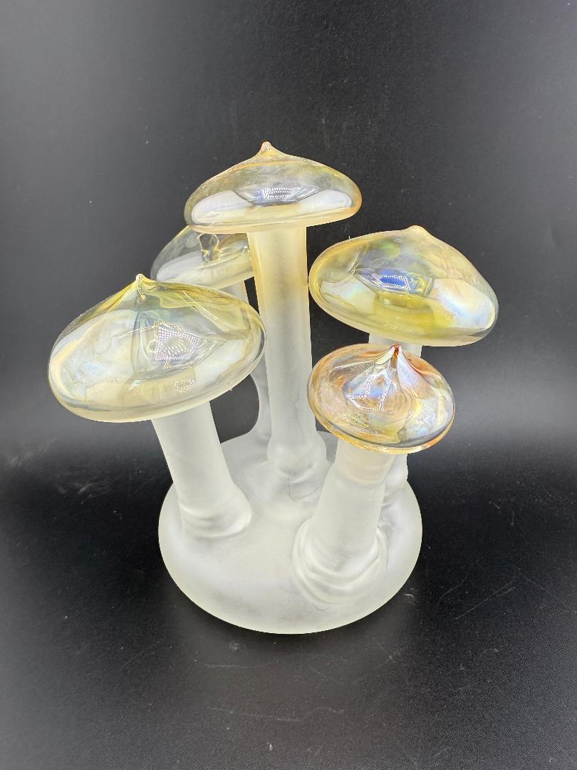 Filla John Mushroom Cluster Rig 10mm 90° handcrafted glass art with colorful mushroom design.