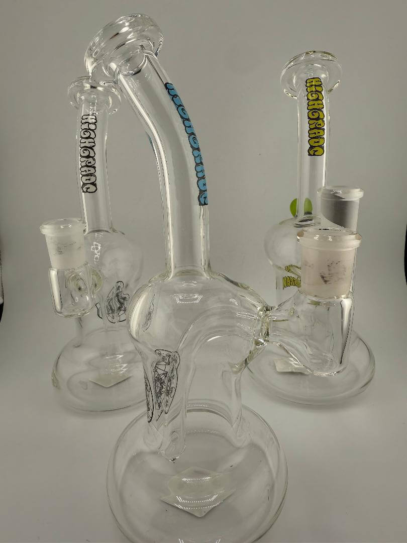 Highgrade Glass Banger Hanger 14mm 90°, handcrafted glass rig in various designs, perfect for dabbing.