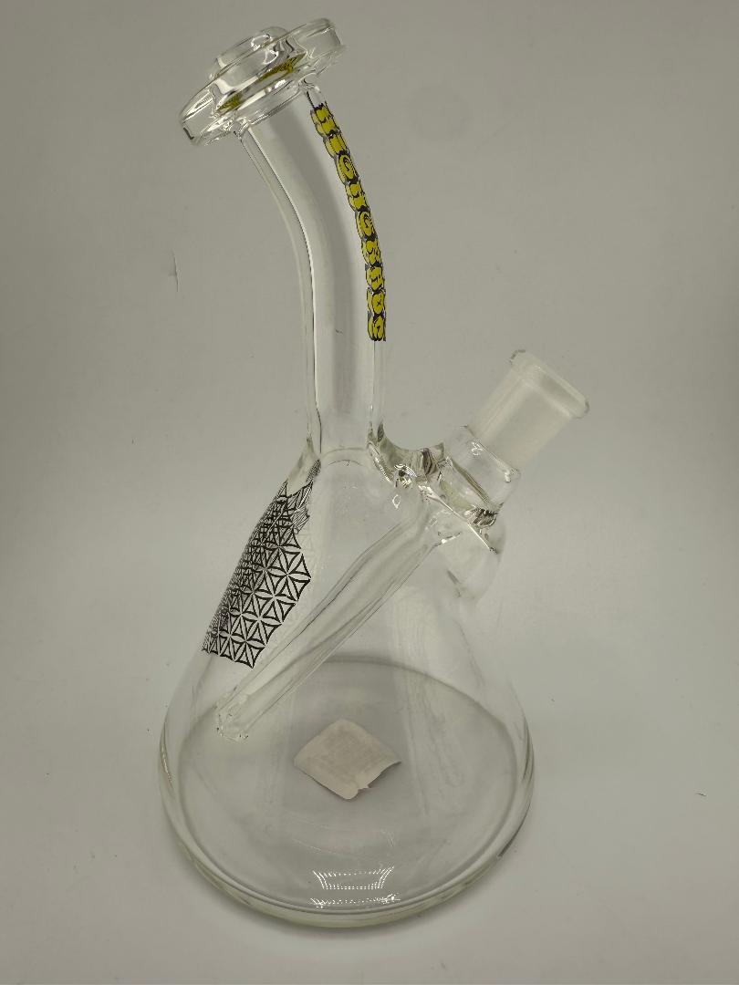 Highgrade Glass Beaker Rig 14mm 90° with geometric design, perfect for smooth dabbing, handcrafted with heady glass quality.