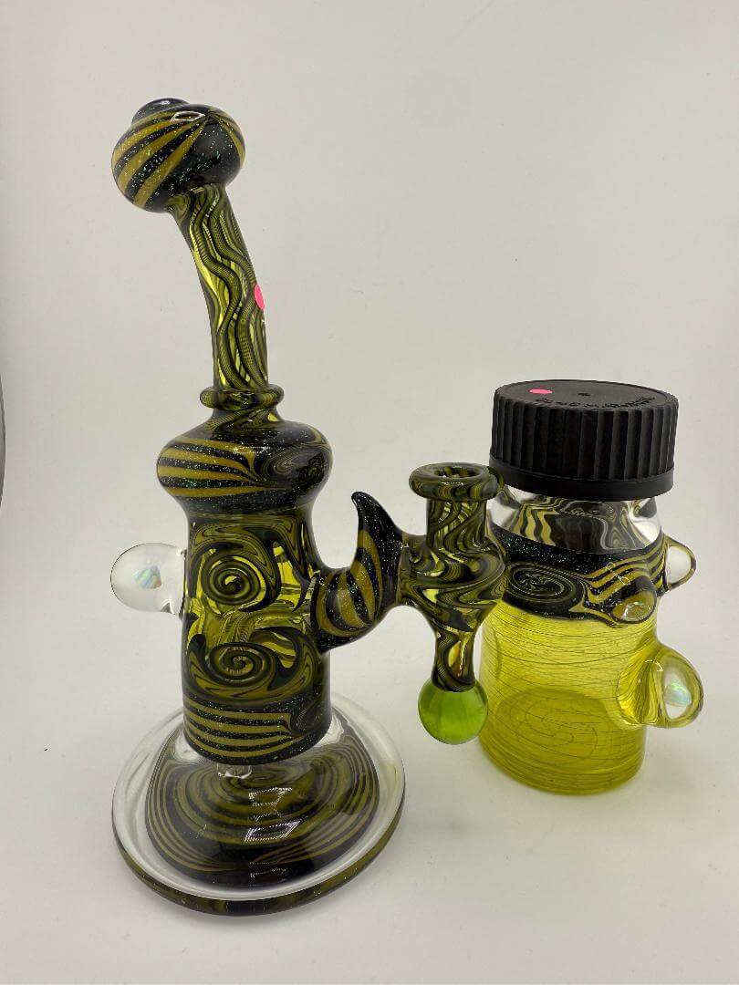 HighGrade Glass Black & Yellow Wig Wag Set 10mm 90° with concentrate container, handcrafted in Spokane, WA.