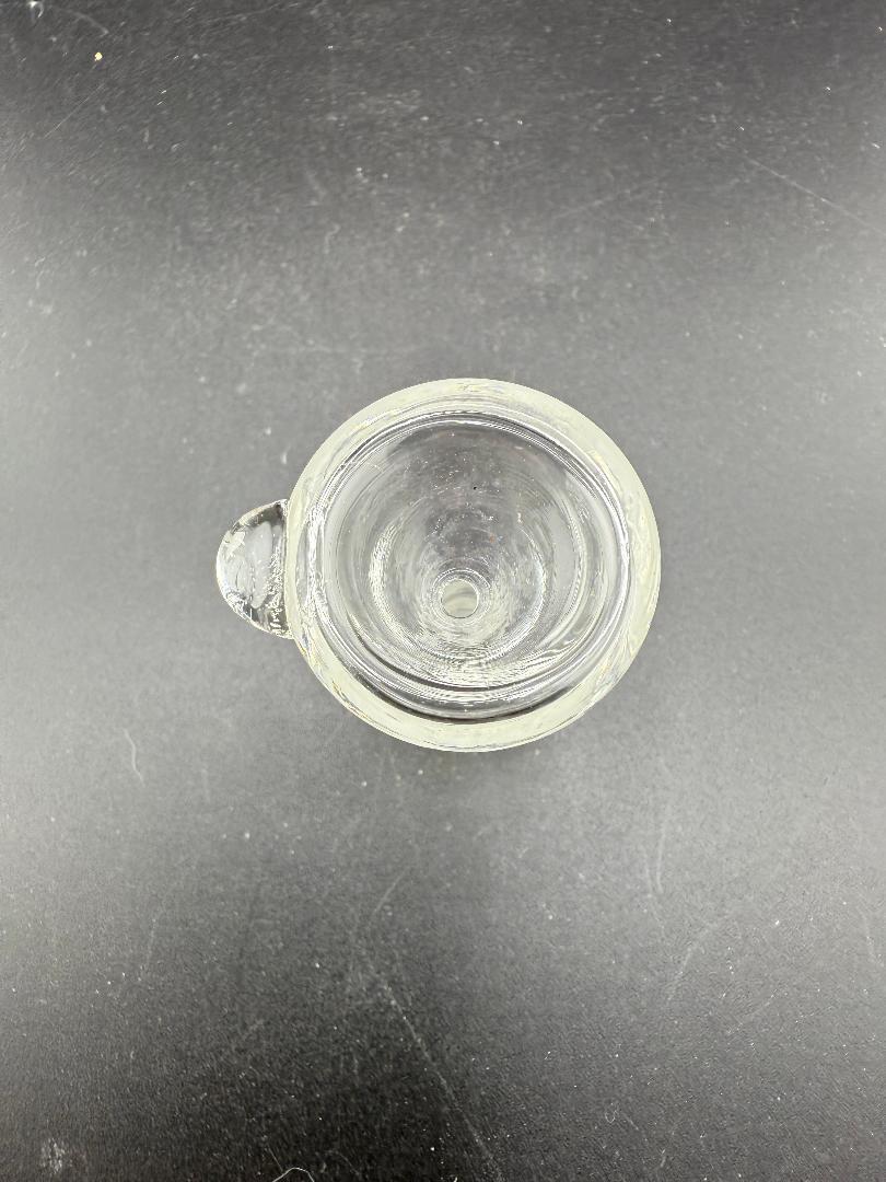 Clear view of Highgrade Glass 10mm Flower Bowl designed for smooth draws and flavorful smoking.