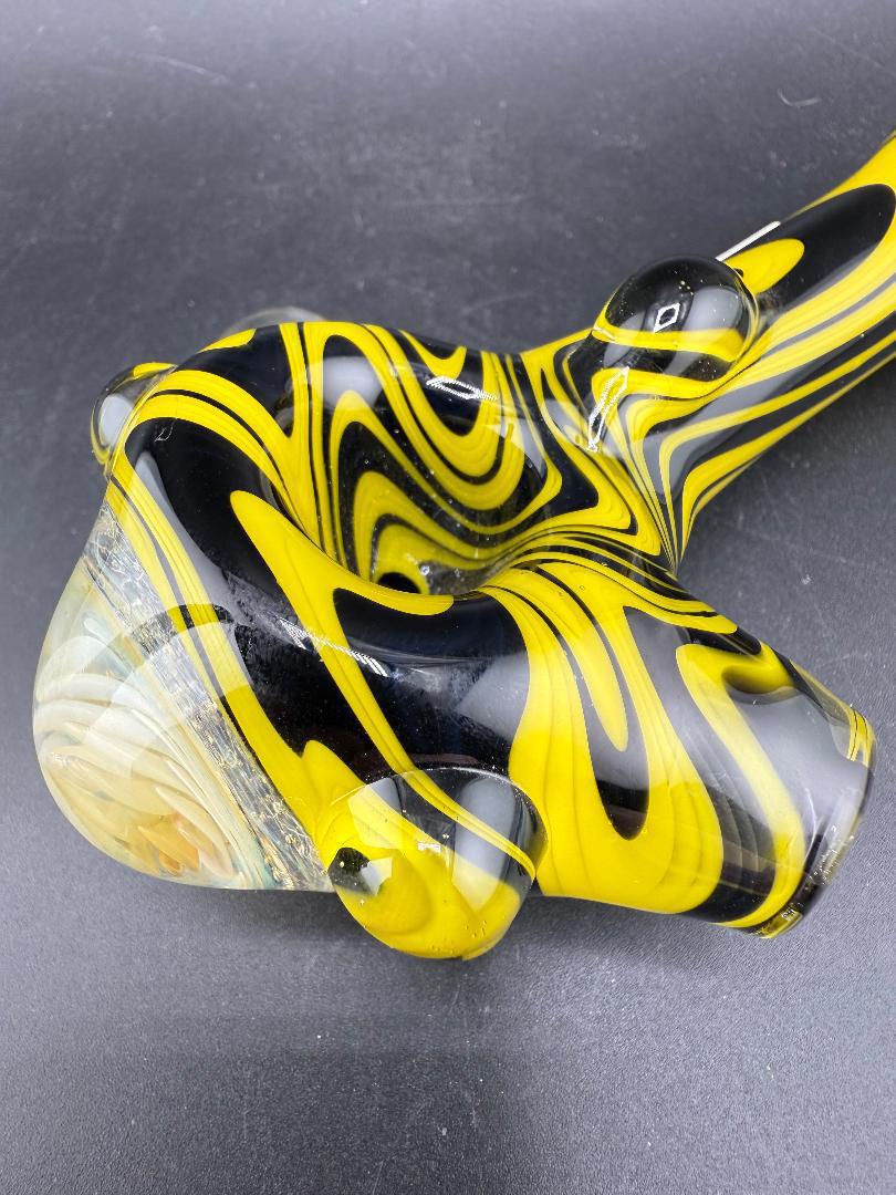 Highgrade Glass Hand Pipe - Black & Yellow Wig Wag with striking black and yellow wig wag design.