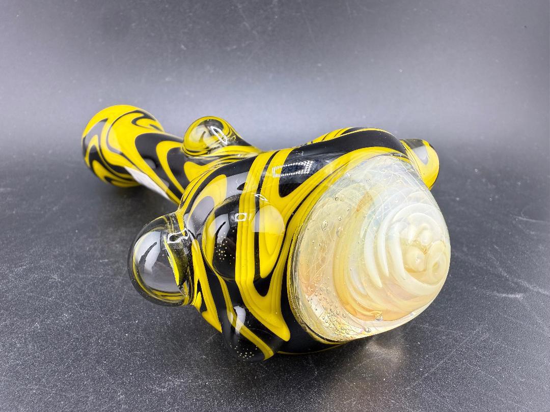 Highgrade Glass Hand Pipe - Black & Yellow Wig Wag featuring bold wig wag design and smooth airflow.