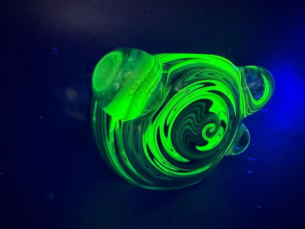 Highgrade Glass X Mophead Glass Hand Pipe - Cobalt Scrible Tech w/ UV Wig Wag Cap & Marble Attachments in glowing green