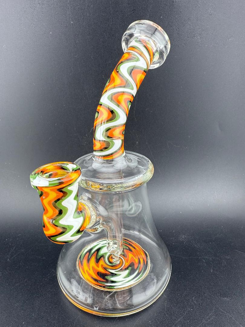 Import 7" Wig Wag Neck Banger Rig 14mm 90°. Colorful design with vibrant wig wag neck and dab-ready features.