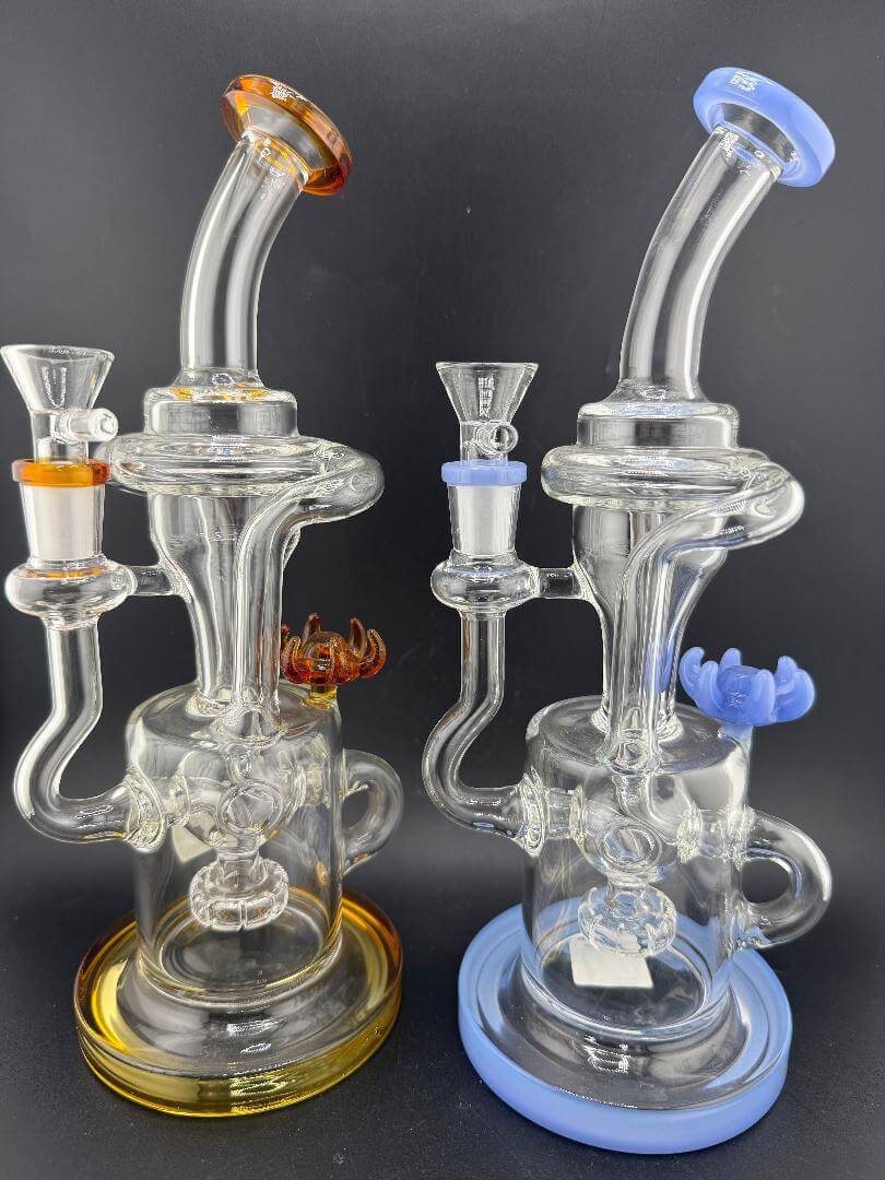 Import Glass Disk Perk Recycler 14mm 90° in Blue and Amber, showcasing smooth filtration and stylish design.