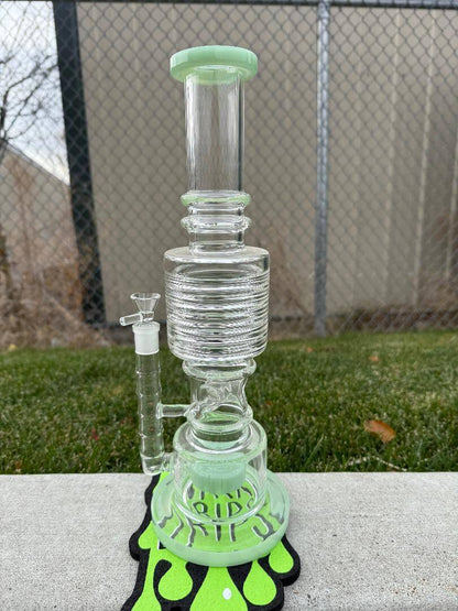 Import Slit Disk Perk Large Maria Straight Tube 14mm 90° in green, showcasing a smooth design and slit disk percolator.