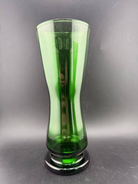 Mank Glass Cup / Pilsner Simple - Green showcasing elegant handblown design with subtle green hue.