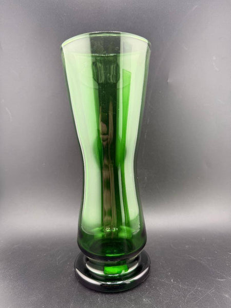 Mank Glass Cup / Pilsner Simple - Green showcasing elegant handblown design with subtle green hue.