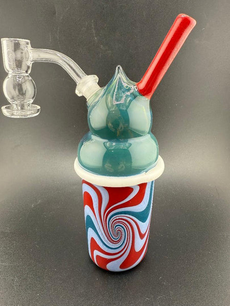 Matthew R Glass Terpee Rig 10mm 45° featuring red and blue swirled design, durable borosilicate glass.