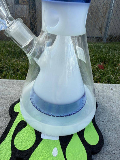 MAV Glass 18" Pyramid Perk Beaker - Blue & White showcasing pyramid percolator and durable design.