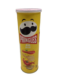 Pringles Tomato Flavor (China) canister featuring stackable chips with tomato seasoning in a vibrant yellow packaging.