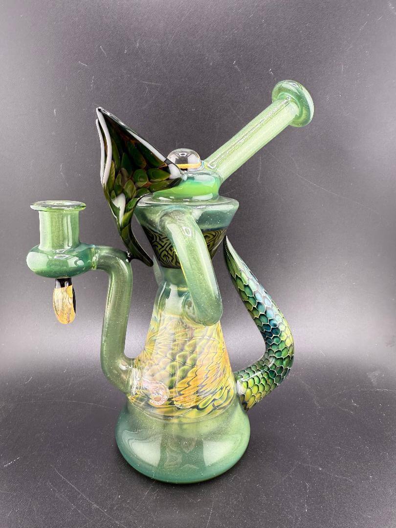 Pugsley Glass X Robert Mosher Glass Dragon Recycler 10mm 90°