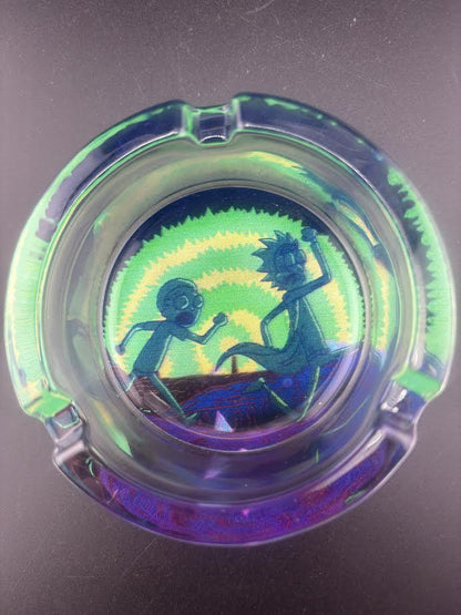 Rick and Morty Glass Ash Tray featuring vibrant artwork of Rick and Morty characters, perfect for smokers.