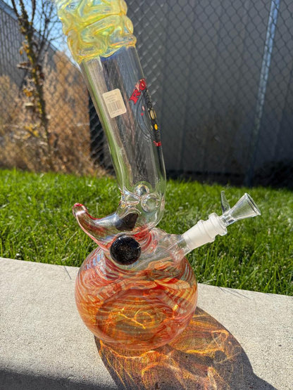 Round Glass Red Spike Bubble beaker 14mm 45° with vibrant design and unique shape, ideal for smooth hits and superior filtration.