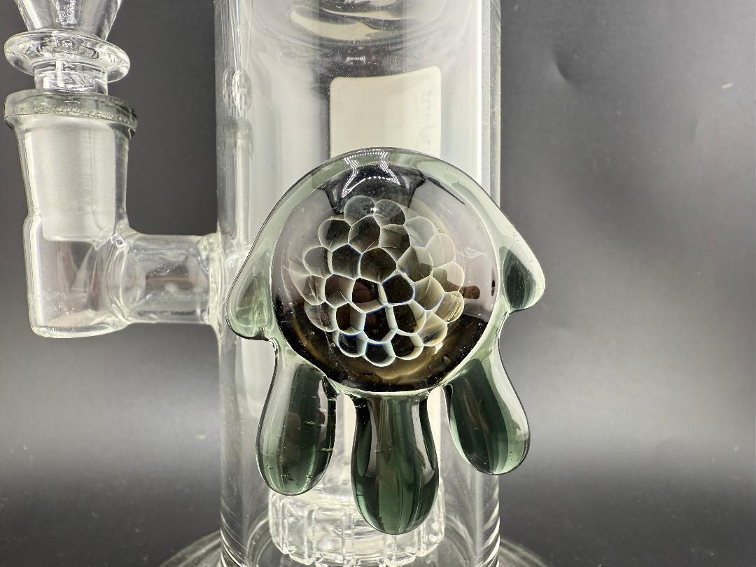 Ruckus 9" Bent Neck Drippy Pendant Rig 14mm 90° showcasing intricate glasswork and design details.