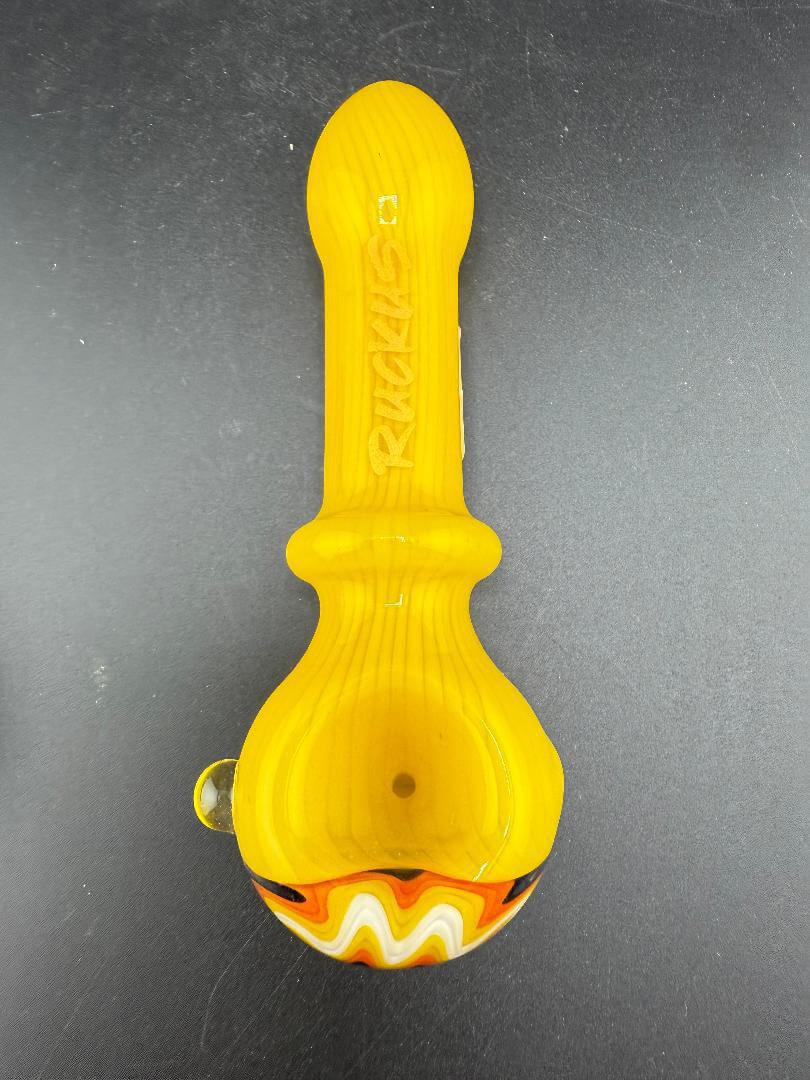 Ruckus Glass Hand Pipe -5" Wig Wag Cap in vibrant yellow with signature design features.