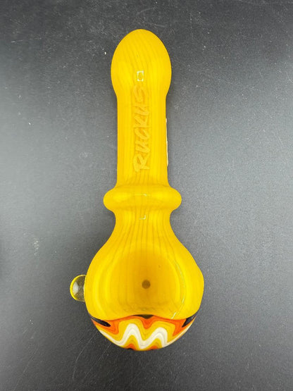 Ruckus Glass Hand Pipe -5" Wig Wag Cap in vibrant yellow with signature design features.