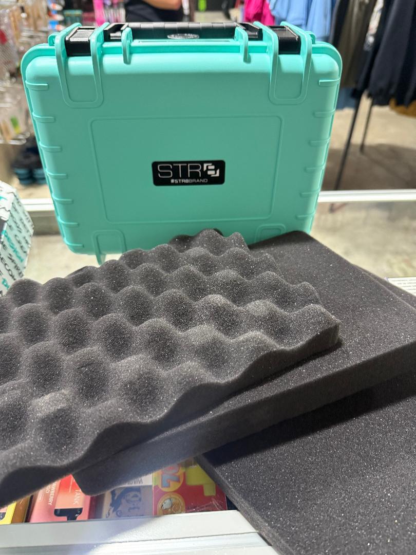 STR8 Highbrid  Hard Case - Rolling Kit With Storage / Hard Case with rugged foam inserts for protection