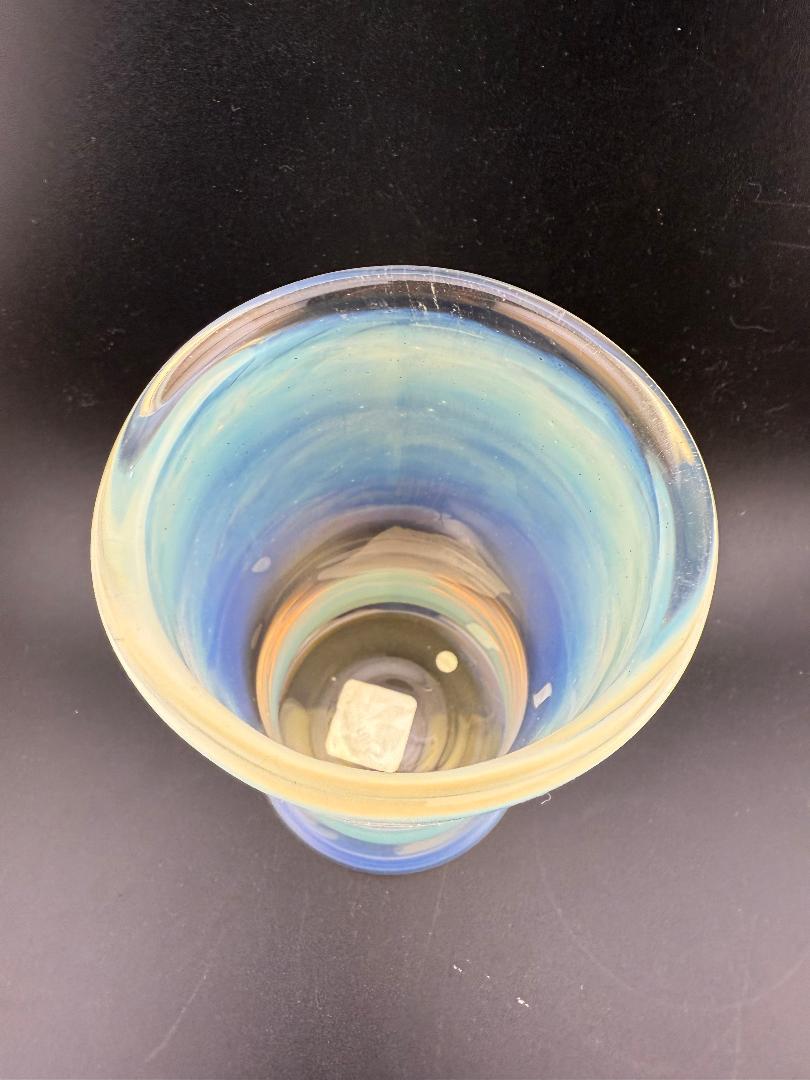 Unknown American Artist 16oz Fumed Cup showcasing vibrant fumed glass and unique color patterns from an overhead view.