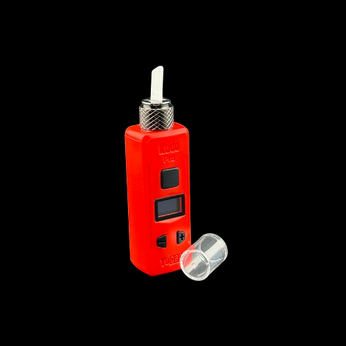 Red Yocan Kodo Pro 510 Battery with Wulf Knife Tip, ideal for mess-free dabbing on-the-go.